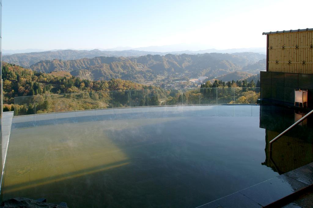 Unkai Hotel Tokamachi Exterior foto